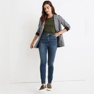 Madewell Curvy Roadtripper Supersoft Jeans